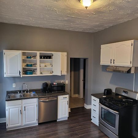 1 Bedroom In Columbus Osu District, Free Parking, Kitchen, Washer And Dryer, Central Location, Downtown, Hospital, Expocenter, Osu Stadium Exterior photo